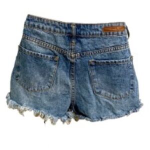 ARTICLES OF SOCIETY Frayed Raw Hem Distressed Blue Denim Shorty Shorts Size 27